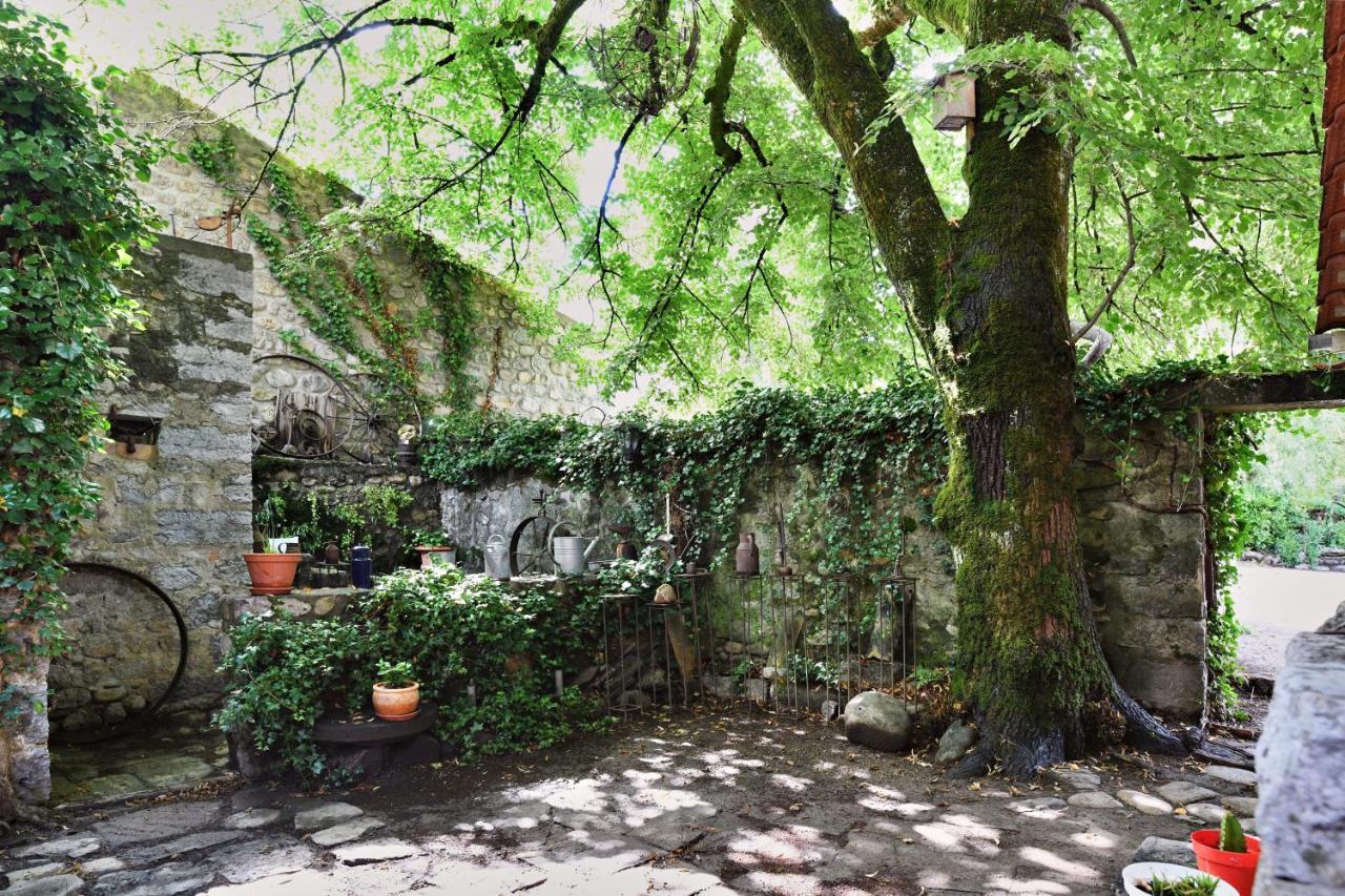 Hotel Le Bruit de l'Eau  à Labeaume Extérieur photo